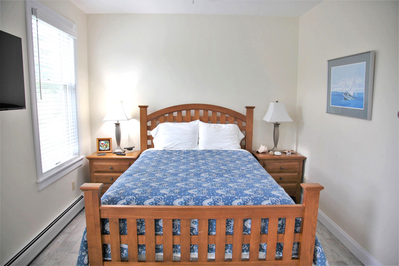 Maine Vacation Rental - Guest Bedroom